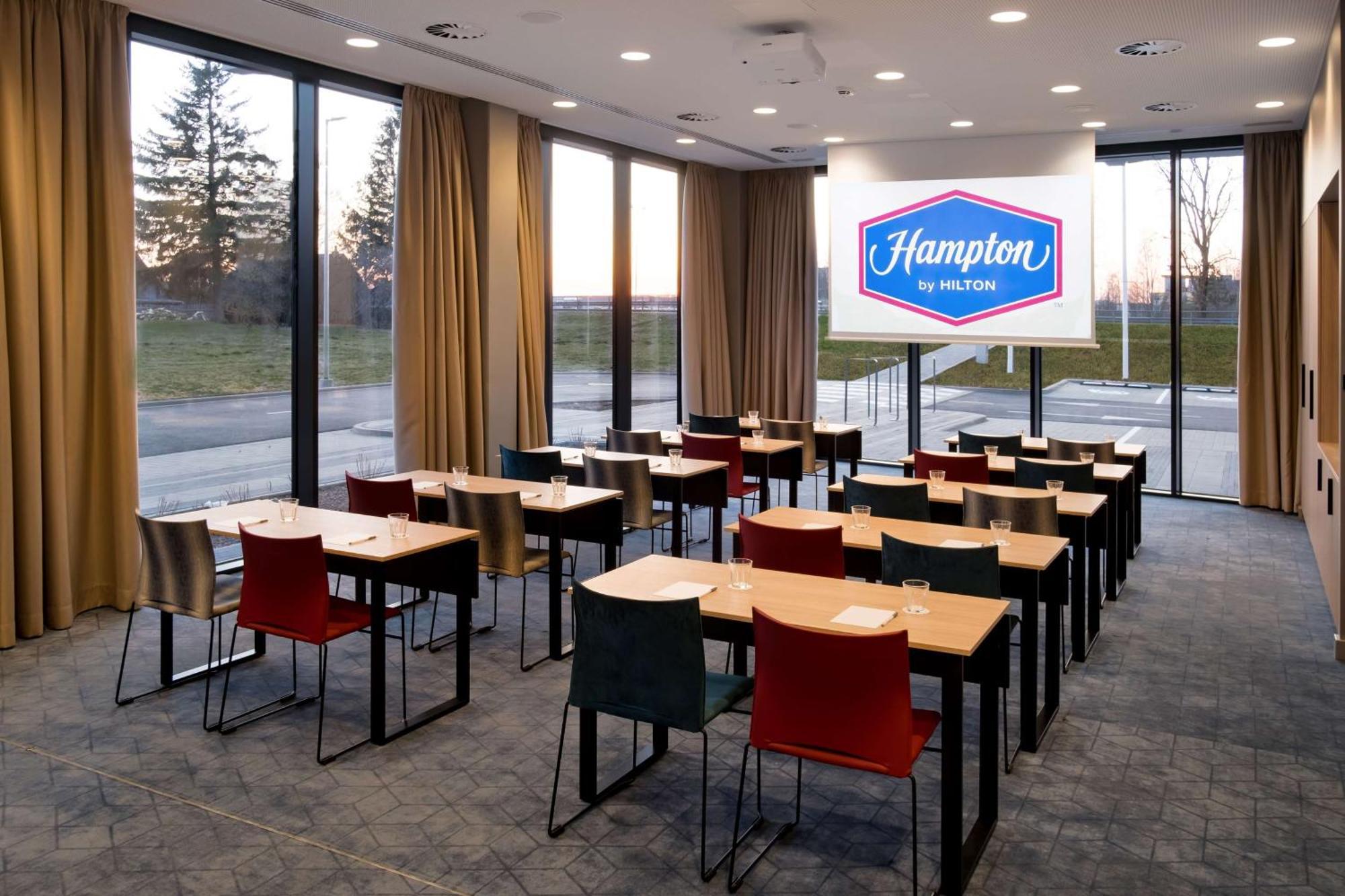 Hampton By Hilton Riga Airport Ξενοδοχείο Mārupe Εξωτερικό φωτογραφία