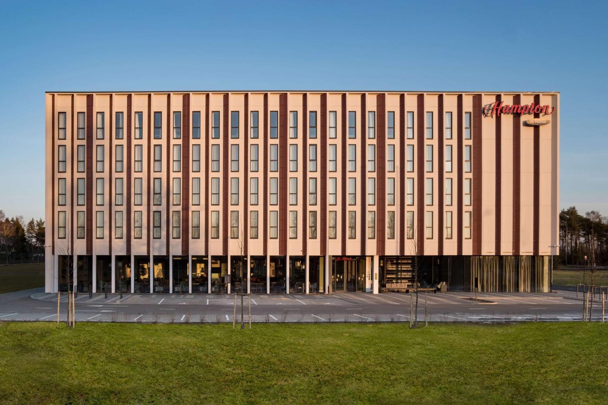 Hampton By Hilton Riga Airport Ξενοδοχείο Mārupe Εξωτερικό φωτογραφία